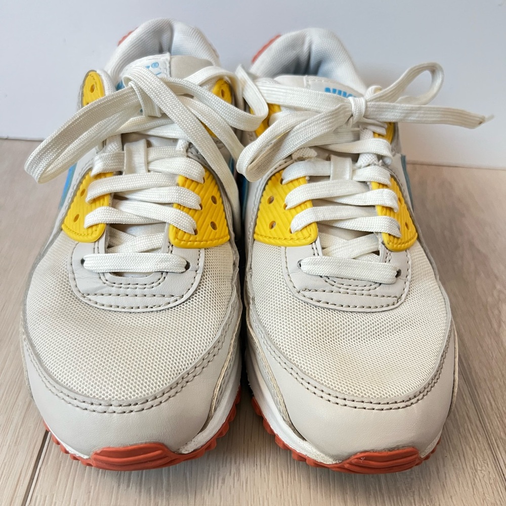 Nike Air Max 90 - Picture 4 of 8